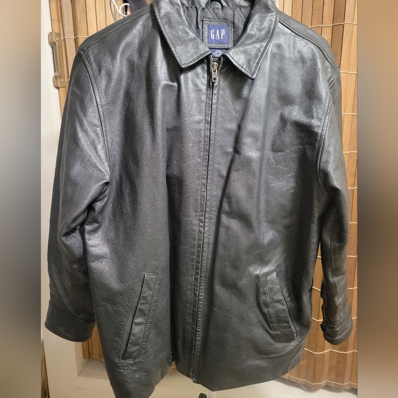 Gap Leather Jacket XXL - Like New - Picture 6 of 6